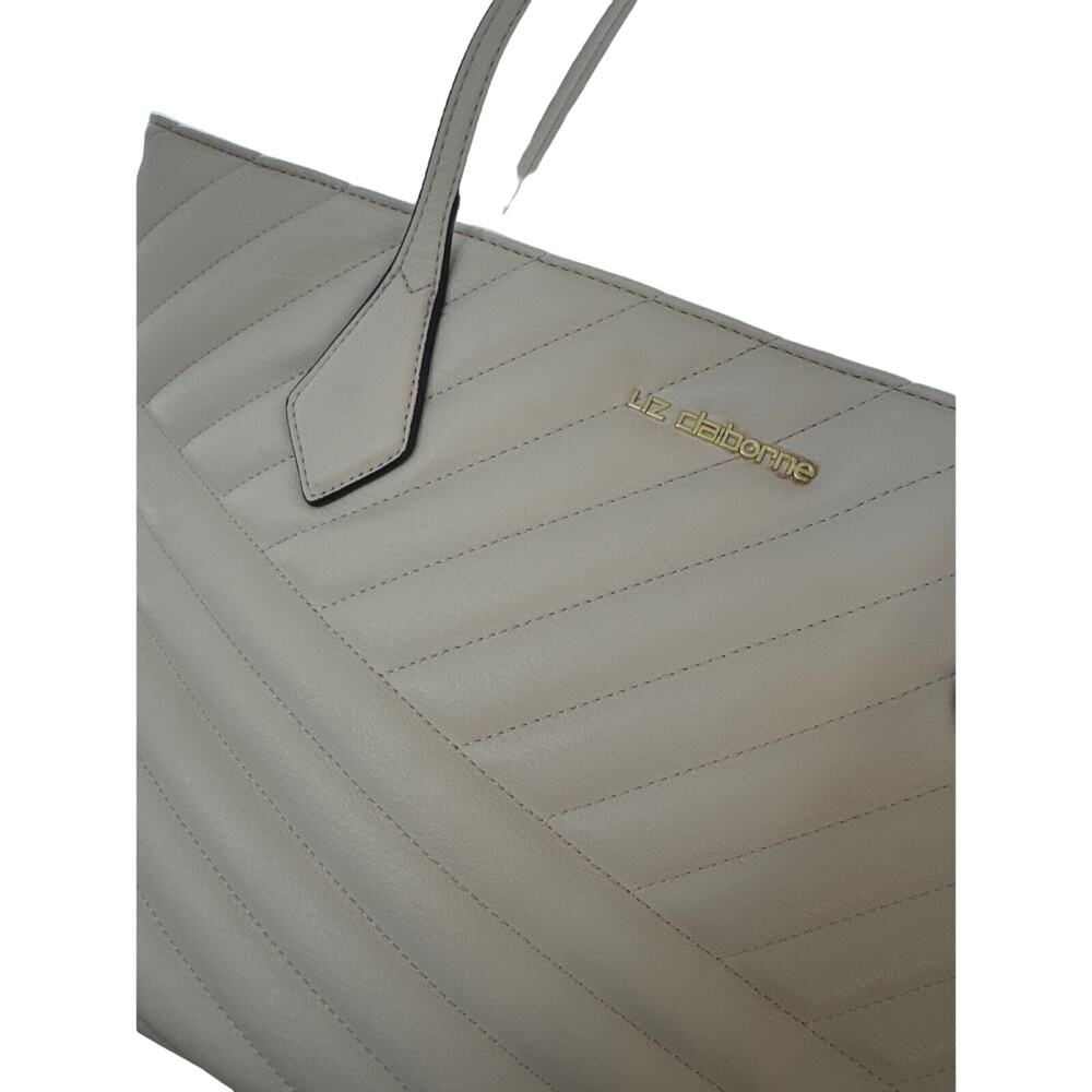 NWOT Liz Claiborne Cream Tufted Tote